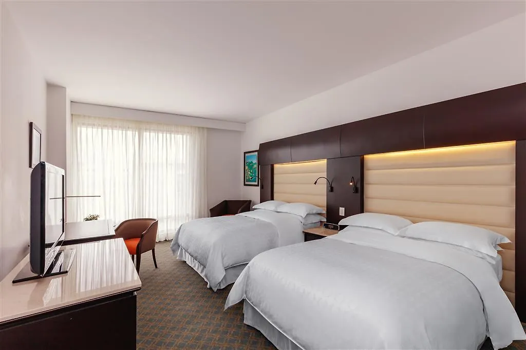 Sheraton Bogota Hotel 5*,